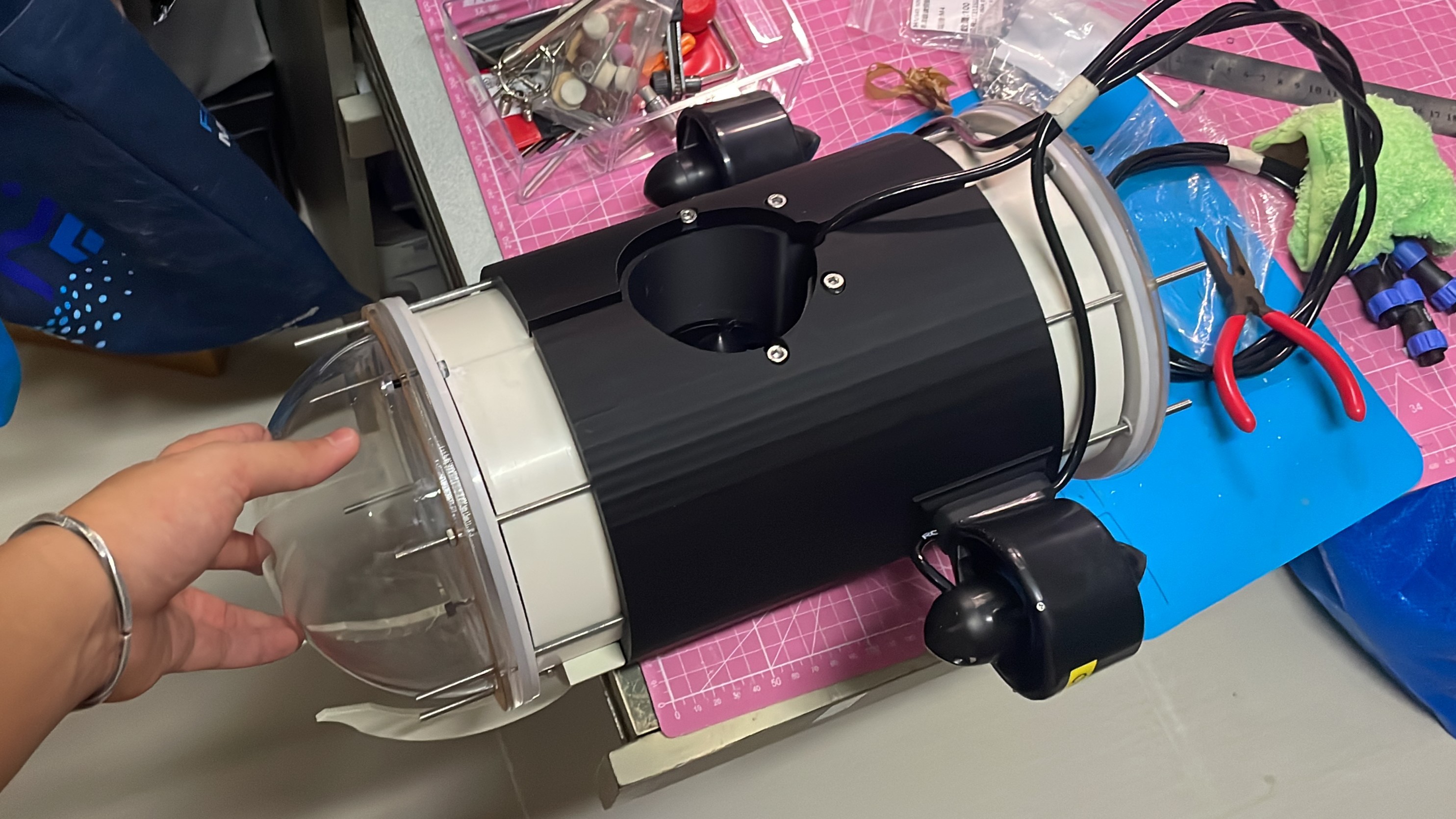 Mini-ROV front